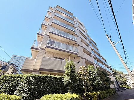 忙しく過ぎゆく日常を置き去るほど、ゆったりした時間が流れる住環境。