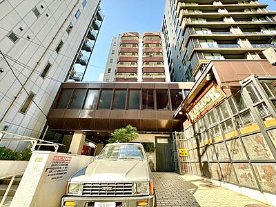 外観：飽きのこないシンプルモダンな外観です。