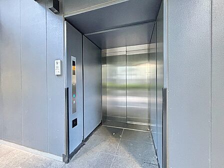 エレベーター完備のため荷物が多くなっても安心。