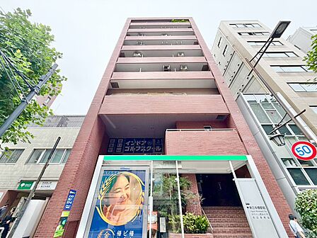 忙しく過ぎゆく日常を置き去るほど、ゆったりした時間が流れる住環境。