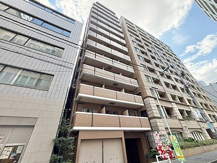 飽きのこないシンプルモダンな外観です。