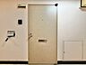 玄関：清潔感のある落ち着いた雰囲気の玄関です。