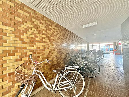 駐輪場も綺麗に整頓されています。※空き状況は都度ご確認下さい。