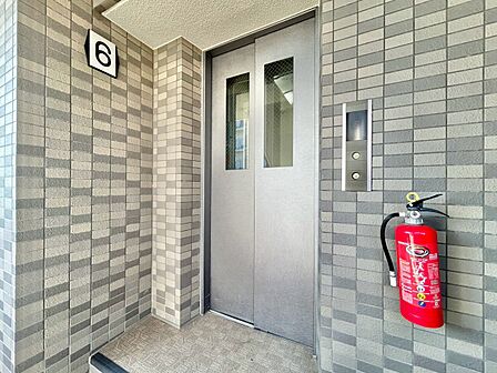 エレベーター完備のため荷物が多くなっても安心。