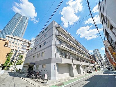 外観:飽きのこないシンプルモダンな外観です。 外観:飽きのこないシンプルモダンな外観です。