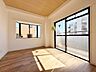 子供部屋：清かで艶やかな時間をもたらしてくれる室内です。