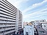 バルコニー：眺望や窓からの景色が良いと、家で過ごす時間も快適です。