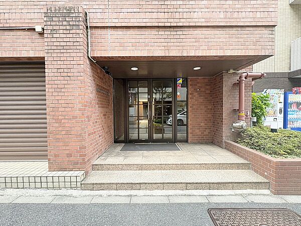 エントランスを拡大表示