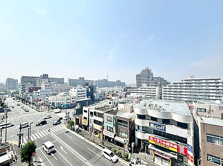 陽当たり・通風・開放感に恵まれた環境です。