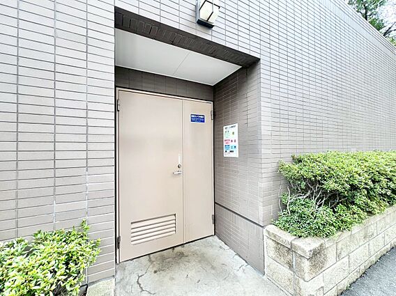 ゴミ置場。綺麗...
