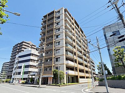 外観：外房線/内房線「本千葉」駅まで徒歩約8分で通勤・通学に便利な立地です！
