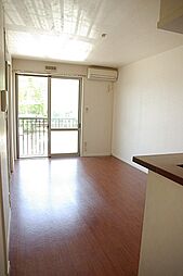 ビーライン686 D 101 1階1LDKのリビング/ダイニング