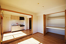 ピソデニーニョス 103 1階2DKのリビング/ダイニング