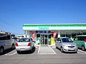 コンビニ「ファミリーマート 宇都宮済生会病院前店まで102m」