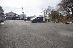 4 / 10