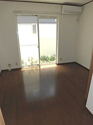 小岩メゾン 2階1Kのリビング/ダイニング