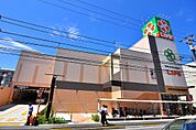 LIFE（ライフ） 西小岩店（197m）