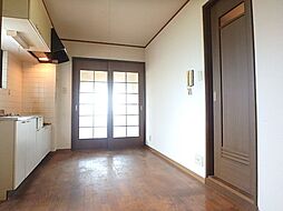 マルシャンリョウシュウ 2階2Kのリビング/ダイニング