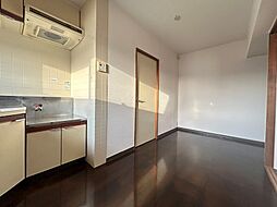 柴又STマンション 5階2DKのリビング/ダイニング