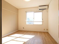 ピアフルール2 2階1Kのリビング/ダイニング