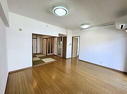 東京メトロ有楽町線 飯田橋駅 徒歩6分の賃貸マンション 6階2LDKのリビング/ダイニング