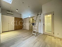 カラクムアチェリア 1階ワンルームのリビング/ダイニング