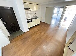 エメロード 2階2DKのリビング/ダイニング