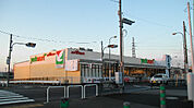 ヨークマート 青戸店（588m）
