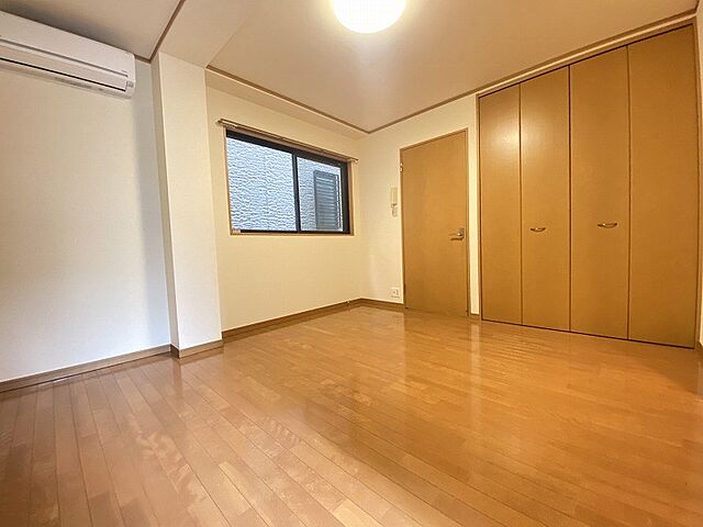 寝室