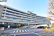 荒川区役所（470m）