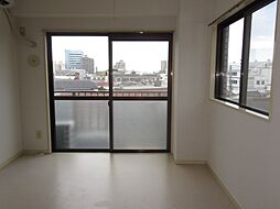 メゾンツカモト 3階1Kのリビング/ダイニング