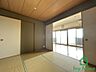 和室：客間としてはもちろん、小さなお子様のお昼寝や遊び場としても重宝する落ち着きの和室。どこかホッとする畳の香りが魅力です。