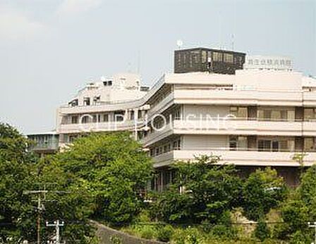 財団法人育生会横浜病院 徒歩8分。 580m