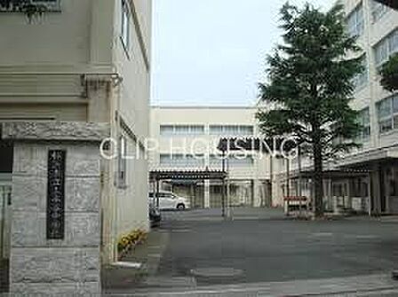 横浜市立上永谷中学校 徒歩10分。 730m