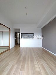 ウエストコート 2階3LDKのリビング/ダイニング