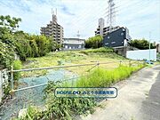 【諏訪山エリア】建築条件なしの売土地になります。名鉄名古屋本線/鳴海駅まで徒歩11名古屋市立緑小学校まで徒歩13分(約980m)名古屋市立左京山中学校まで徒歩13分(約1000m)