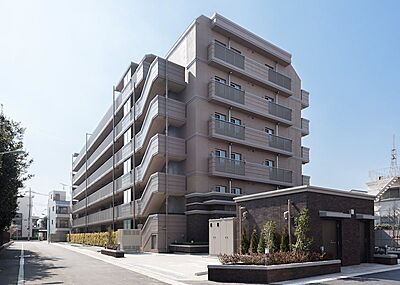 外観:始発駅利用で都心への快適なアクセスが魅力の免震マンション 外観:始発駅利用で都心への快適なアクセスが魅力の免震マンション