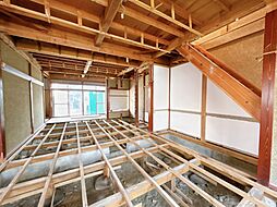 魚津市鴨川町　戸建て 4LDKの室内