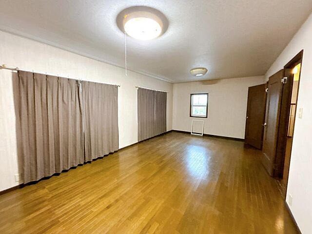 室内 中新川郡上市町和合40-16