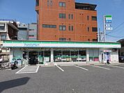 ファミリーマート富田林若松町店 1657m