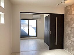 フジパレス西取石1番館 201 2階1LDKのリビング/ダイニング