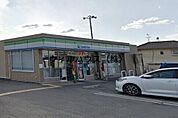 ファミリーマート堺美原小平尾店 449m