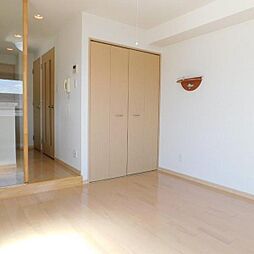 Ｐｒｉｍｏ鳳 3階1Kのリビング/ダイニング