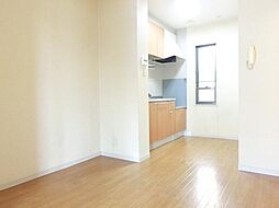 メゾン・ボナール C102 1階2DKのリビング/ダイニング