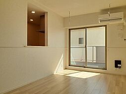 パティオベル 201 2階1LDKのリビング/ダイニング