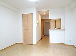 フロールマリポッサ 307 3階ワンルームのリビング/ダイニング