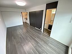 ルナ・ソーレ 1階1LDKのリビング/ダイニング