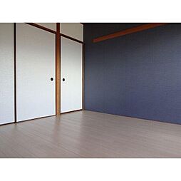 ロータスプラザ 4階2LDKのリビング/ダイニング