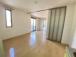 プルミエールコート 2階1LDKのリビング/ダイニング