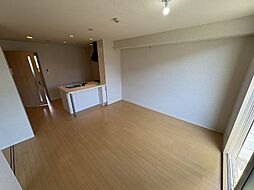 アークグレイス 102 1階2LDKのリビング/ダイニング